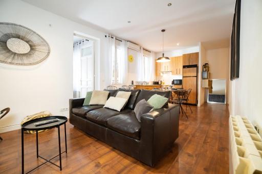 Modern in Downtown area-2Beds 1Bath-Plaza Mayor - Housity
