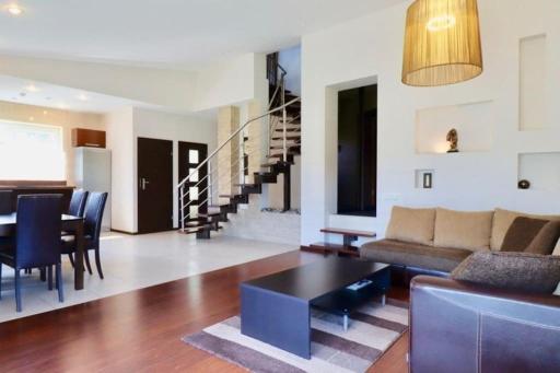 3-bedroom villa surrounded by beautiful nature - Housity
