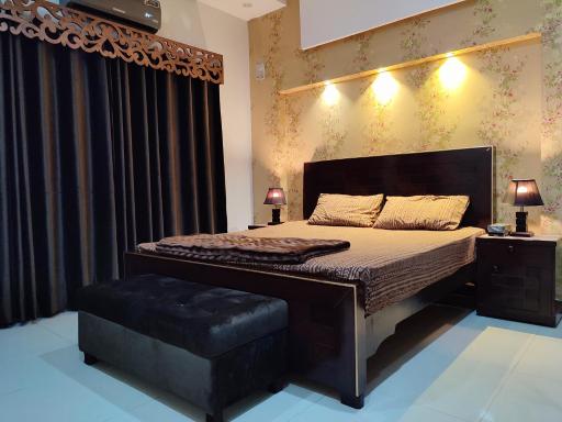 Fully Serviced Holiday Home Near Lahore Ring Road - Housity