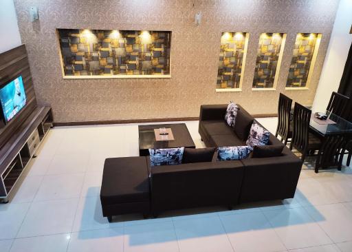 Fully Serviced Holiday Home Near Lahore Ring Road - Housity
