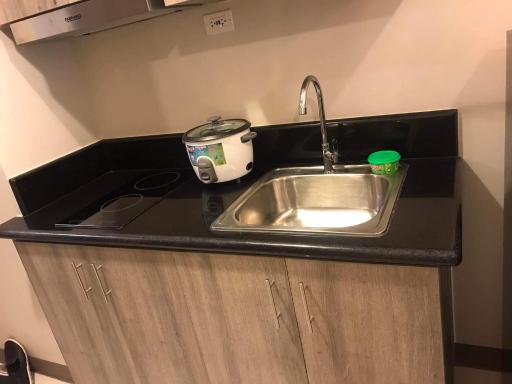 Kiersten Place@Coast Residences - Housity