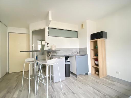 Gabriel - B - Studio plein centre ville - Housity