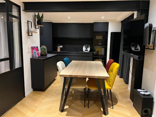 Nantes Hyper Centre - Decré Bouffay - Rue Piétonne - Housity