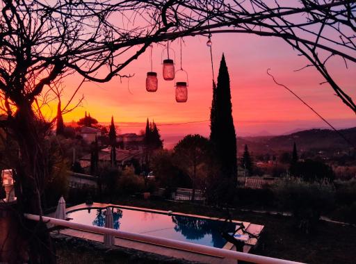 Les Terrasses B&B avec piscine privée - Housity