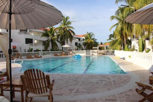 VAIA HOTELES - Housity