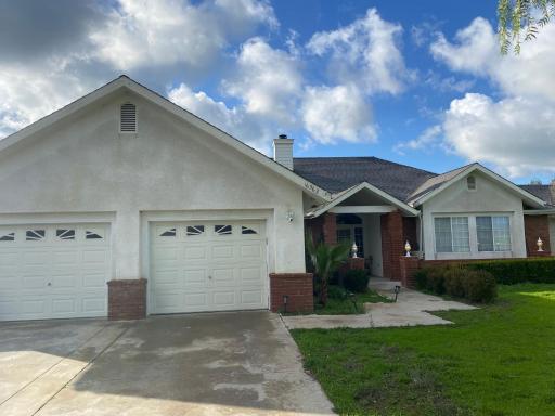Beautiful peaceful desirable home in Madera Rancho - Housity