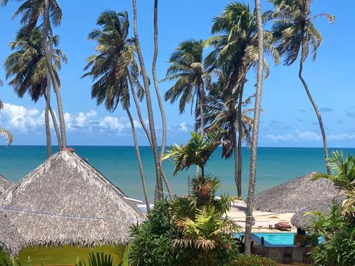 Eco Paradise Cumbuco pé na areia 202 - Housity