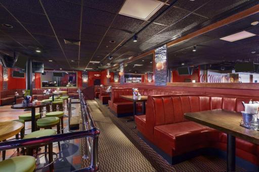 Ramada by Wyndham Rochelle Park Near Paramus - Housity