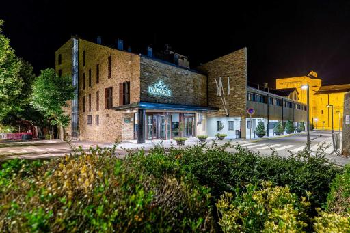 Parador De La Seu D'urgell - Housity