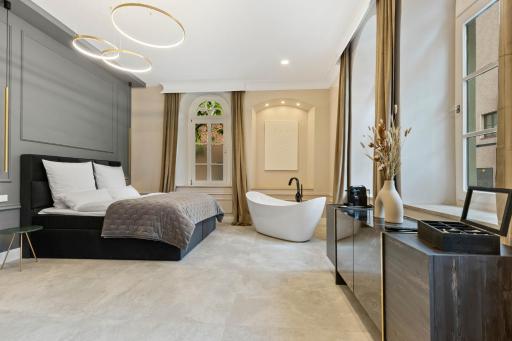 BOUTIQUE ROOMS I Luxus Suite I Center I Boxspring - Housity