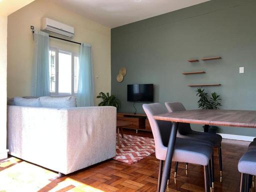 The 1st Golden House - Housity