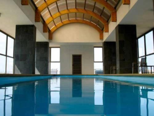 San Alonso Suite Apartments - Housity