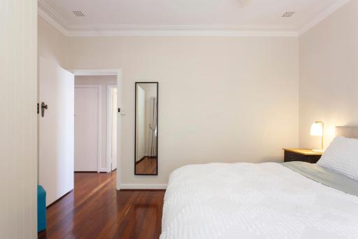 Home Away - 2 Bedroom Cottage - Housity
