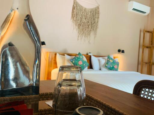 Anchor Bed & Bread - Housity