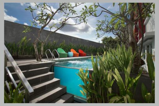 Zuri Express Jimbaran - Housity