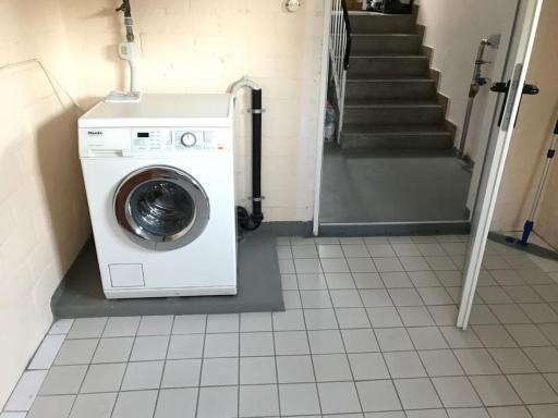 2-room-apartment with shared garden place and view on nature reserve - Housity