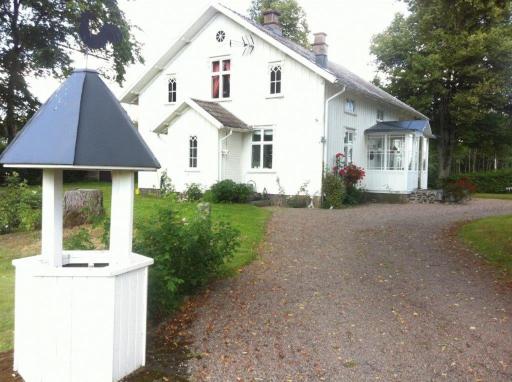 1 Lantligt boende i vacker natur - Housity