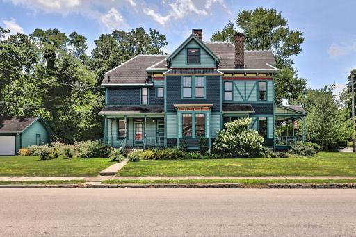 NEW Grand Historic Home - 4 Mi to WEC! - Housity