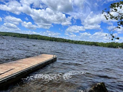 Marmora Hideaway - Lake front - Housity