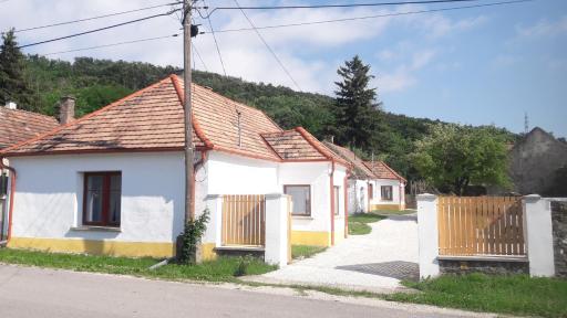 Hegyalja Vendégház Monostorapáti - Housity