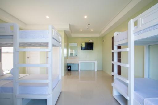Shore Time Dormitel - Housity