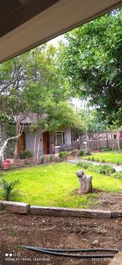 Royal Karoo Cottage unit 2 - Housity