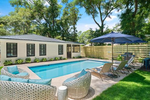 Sandpiper Cottage - 1005 Mallery Street - Housity