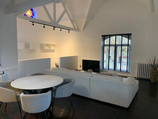 Stijlvol appartement in het hartje van Waasmunster - Housity