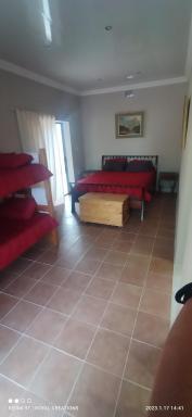 Royal Karoo Cottage unit 1 - Housity