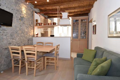 Bellagio Countryside Apartment - Housity