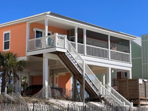 Coast Away - Housity