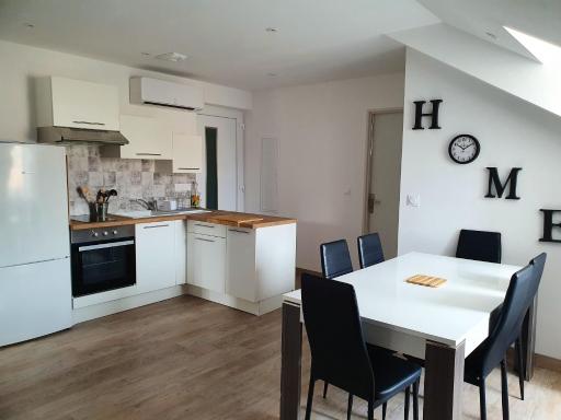 Appartement de 2 chambres avec vue sur le lac a Chateau Arnoux Saint Auban - Housity