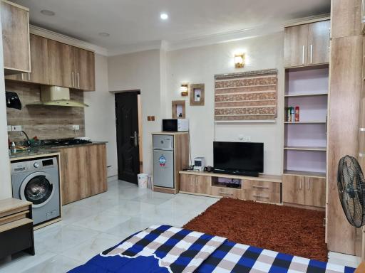 Tastefully Furnished 1 Bedroom Condo with Good Security - Housity