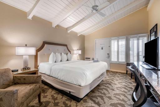 Best Western PLUS Island Palms Hotel & Marina - Housity