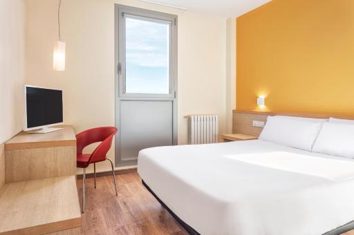 Hotel 280 Zaragoza - Housity