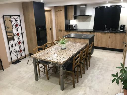 Paisible logement tout équipé pour 1 à 6 personnes - Housity