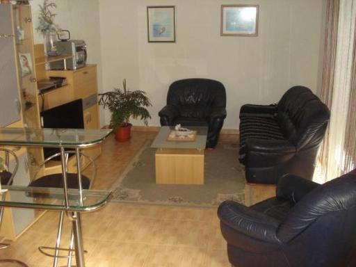Apartment in Dugi Rat with sea view, balcony, air conditioning, WiFi 5113-3 - Housity