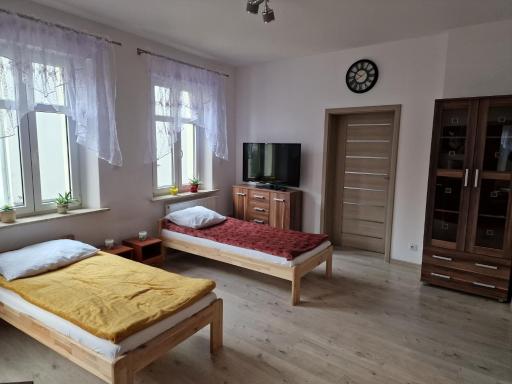 Noclegi Leśna - Housity
