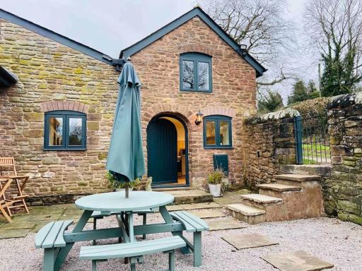 The Owl House Cottage - Housity