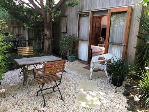The Garden Cottage - Housity