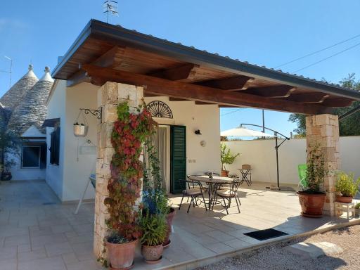 Trullo Ai Cento Sassi - Housity
