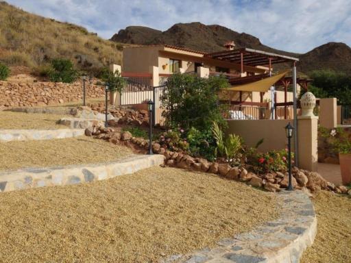 Wunderschönes Ferienhaus in Aguilas mit Großer Terrasse - Housity