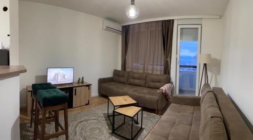Apartman Ajs - Housity
