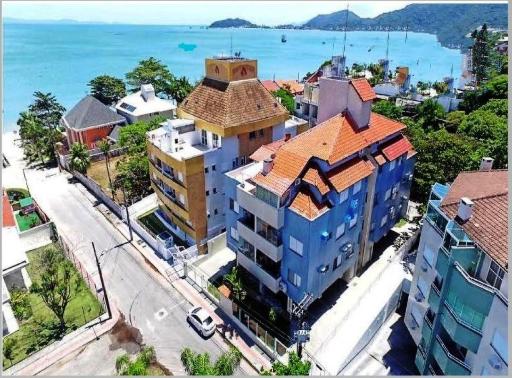 LINDO AP, 3 QTOS, 30 m DA PRAIA, GARAGEM, WIFI - Housity