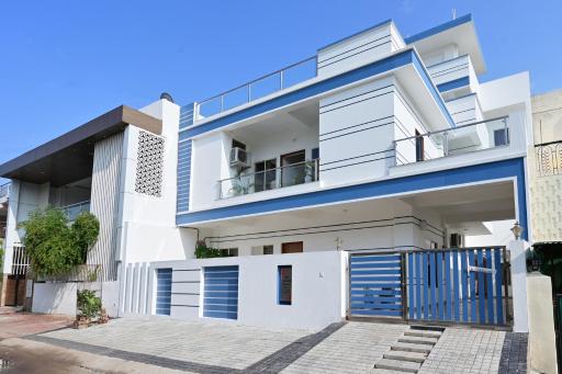 The Autumn Leaves Bhopal - Housity