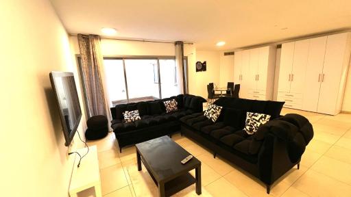 Herzeliya Apartment - Housity