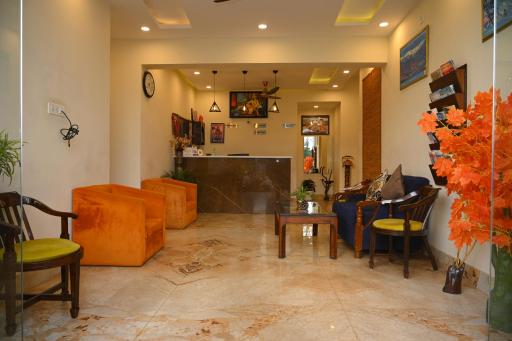 Hotel Guru Surbhi - Housity