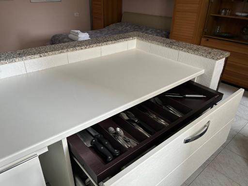 Luminoso Monolocale zona servita - Housity