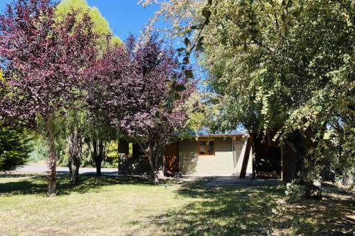 Fly Fishing Cabin, River Coast. - Housity