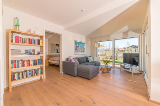 Helle Wohnung mit Bergblick & eigener Terrasse - Hizvo
